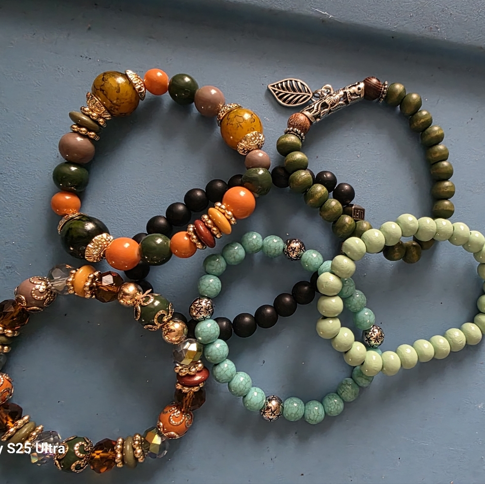 Six Elegant Multicolor Beaded Stretch Bracelet Set